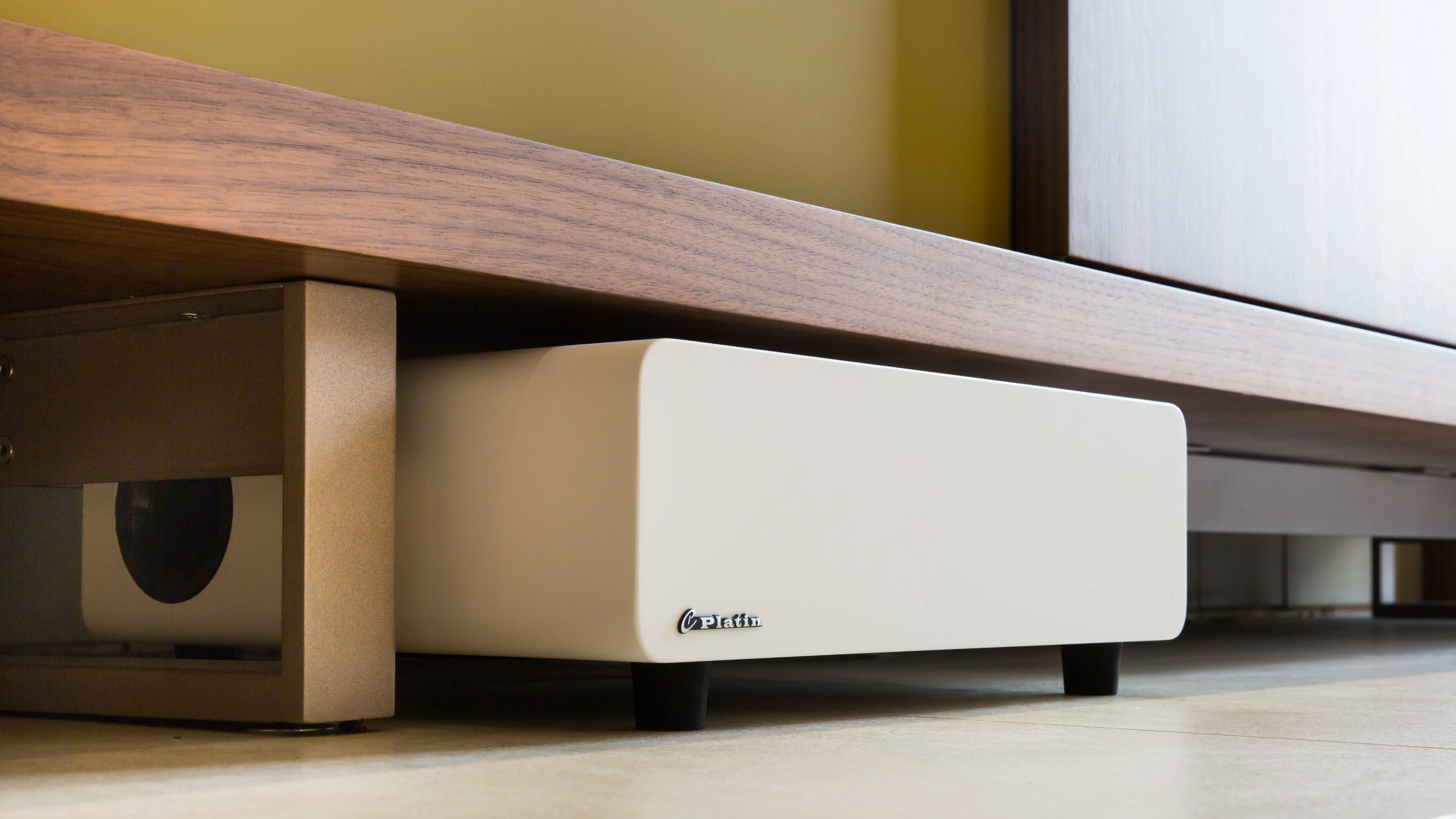 5.1 Wireless Home Cinema System Dolby Atmos WISA Low Latency Monaco Surround Set - White - Image 6