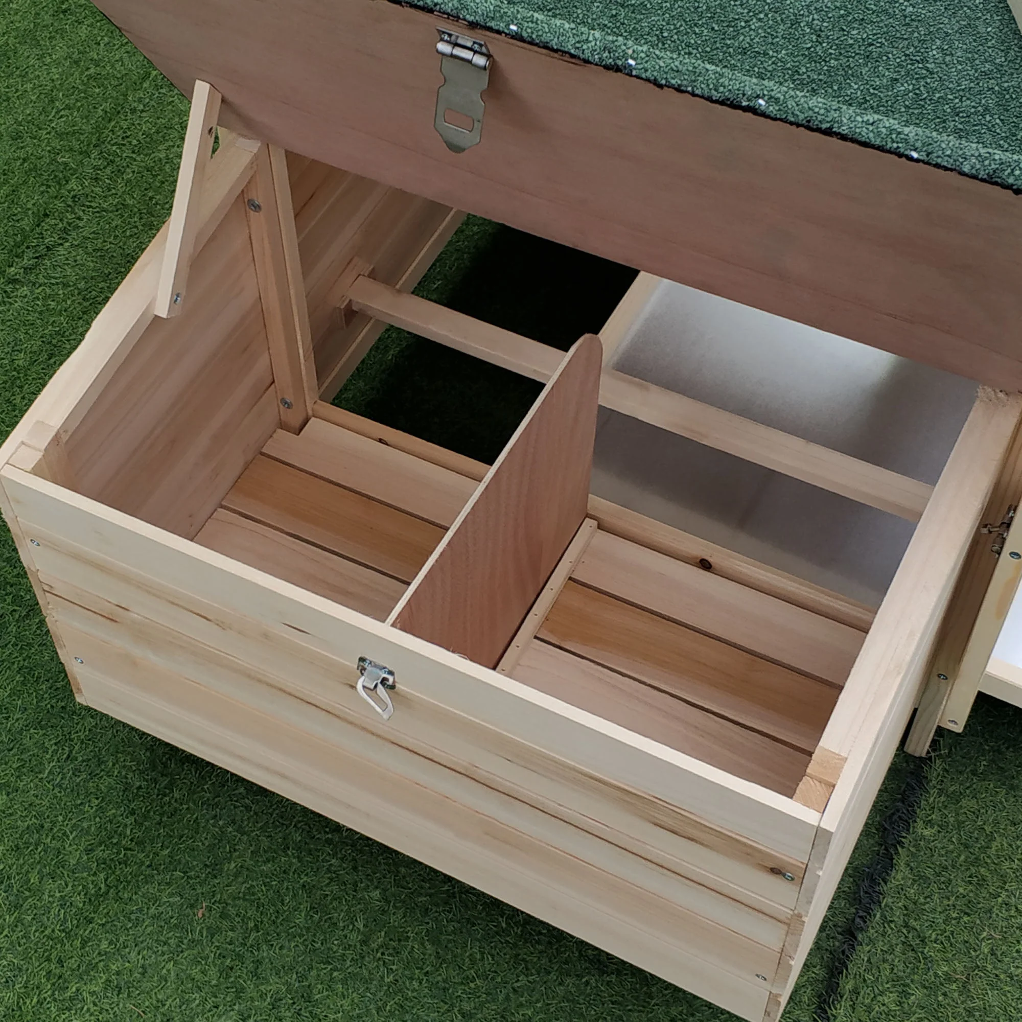 Bantam Chicken Coop with Run, Perches, Nesting Box, Pinewood - Image 7