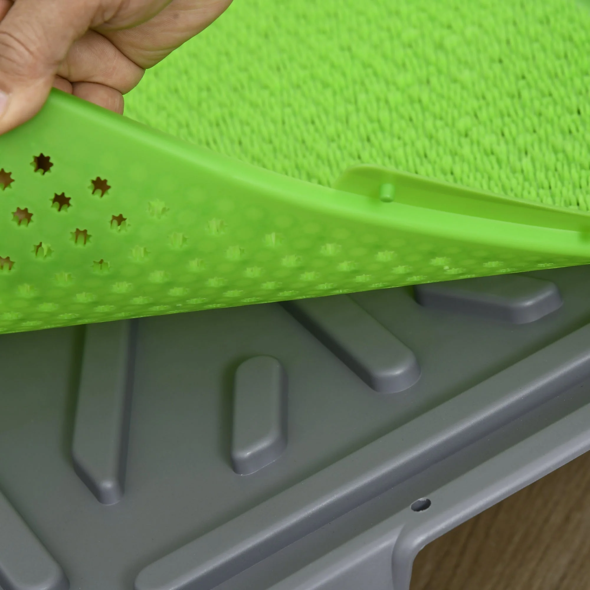 Dog Toilet, 2 Grass Mats, Potty Training, Indoor Outdoor, Green - Image 8
