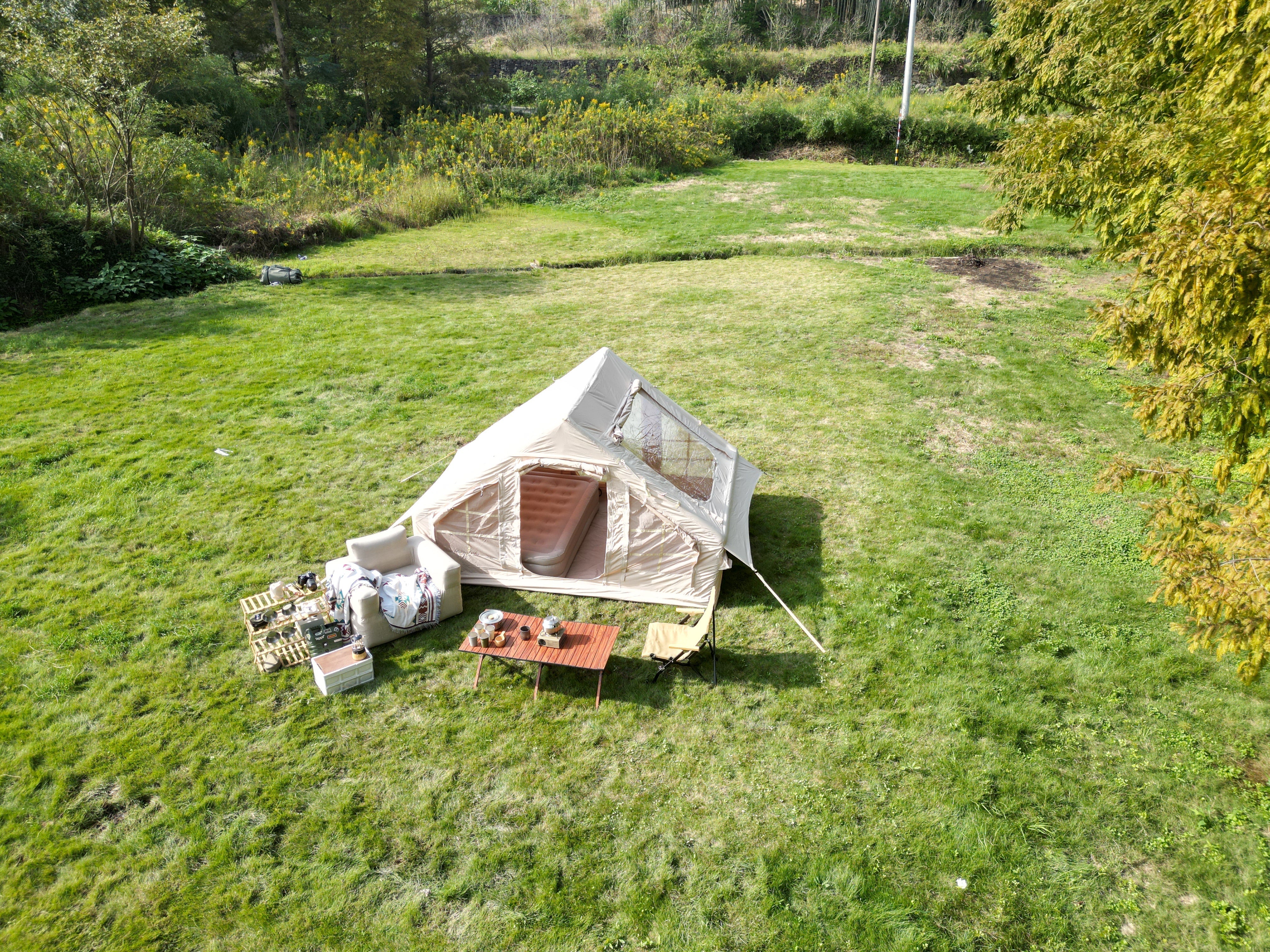 Large Blow Up Air Tents House, inflatable, durable, outdoor, with pump - Image 9