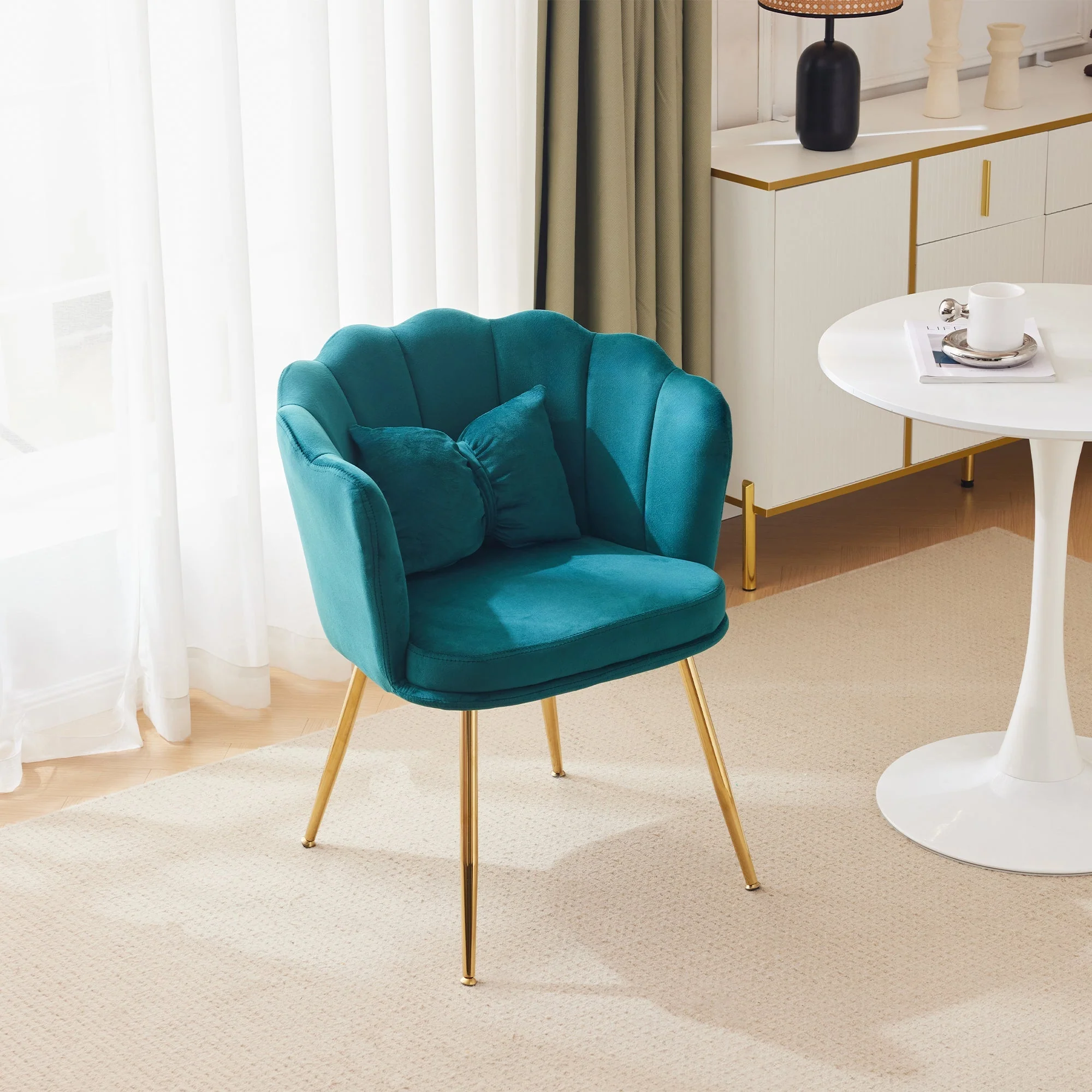 Modern velvet armchair, comfortable upholstered with petal back, gold-plated metal legs and butterfly cushion - Image 3