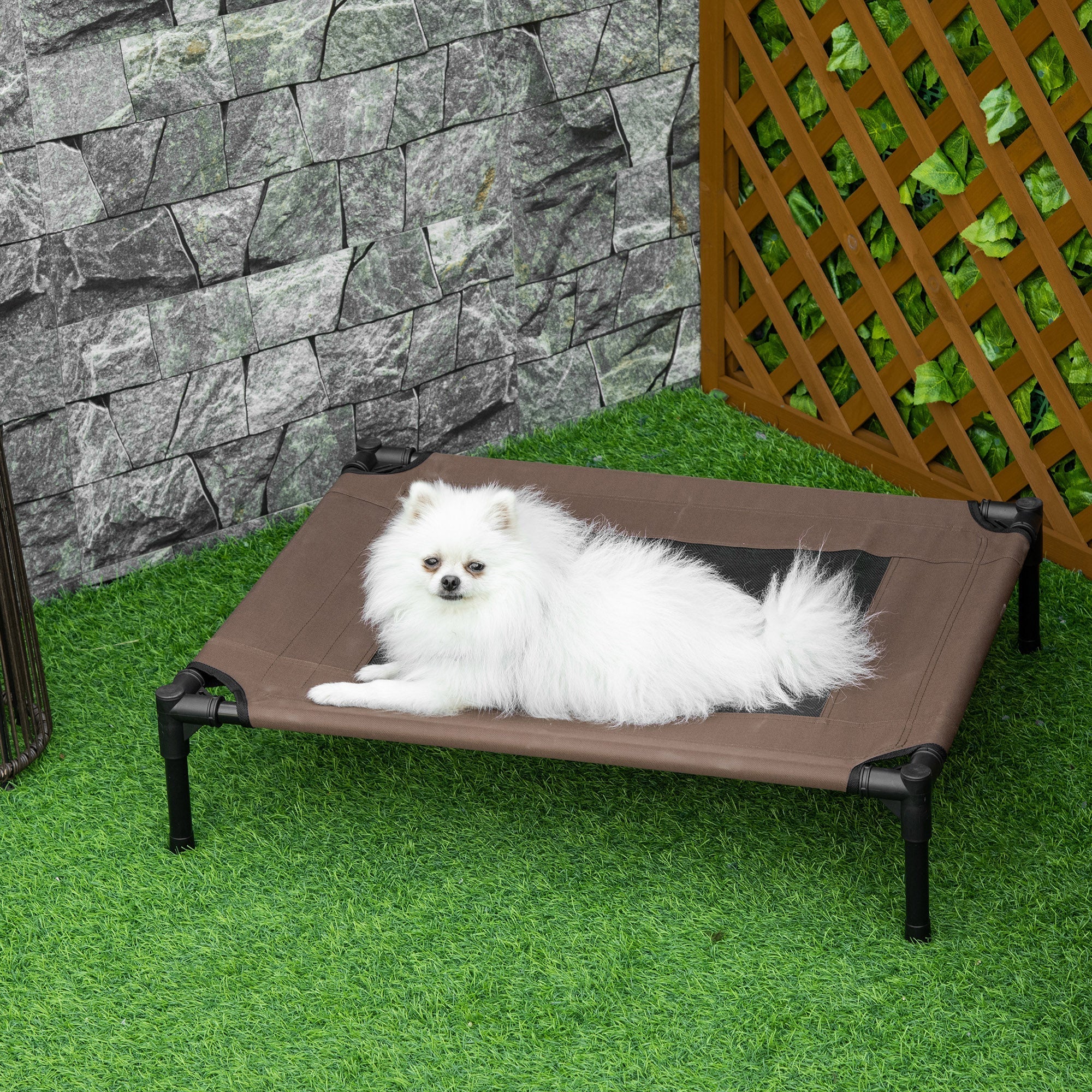 Outdoor Dog Bed, Raised Pet Bed with Washable Mesh, Brown