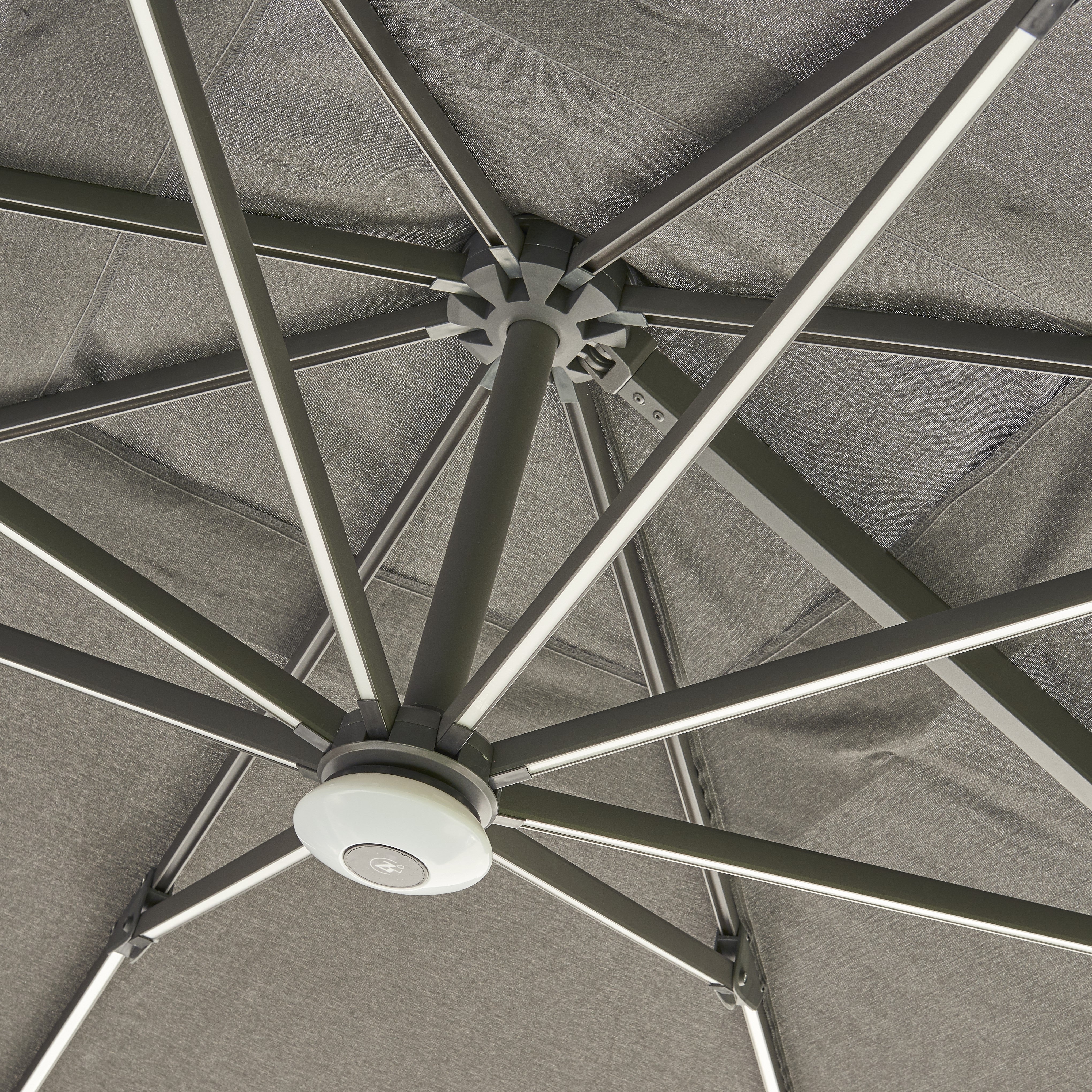 Royce - Ambassador LED Cantilever Parasol with Novasun™ Carbon Canopy - Image 2